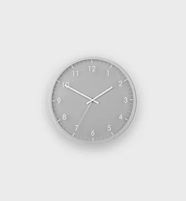 Simple Black Clock - c7娱乐